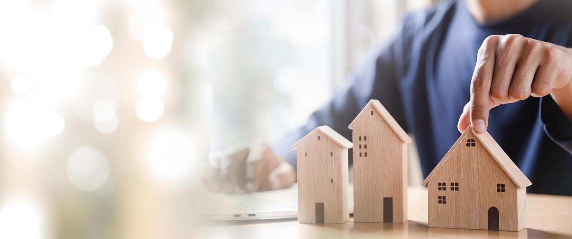 maquettes de maisons et immeubles