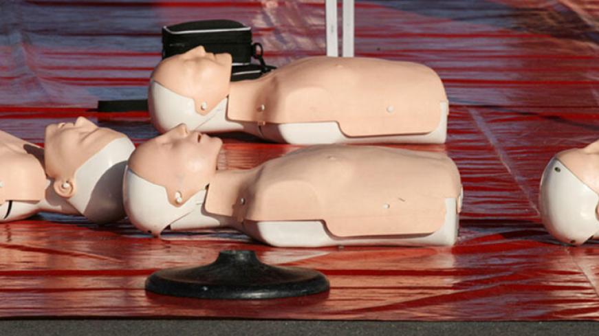 mannequin pour apprentissage des gestes de secourisme