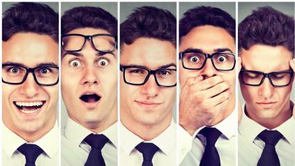 homme en gros plan passant par diverses émotions